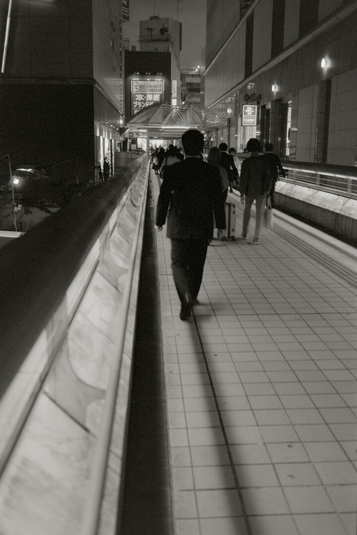 #00026 - 2023/10 - Unknown Film - Tachikawa