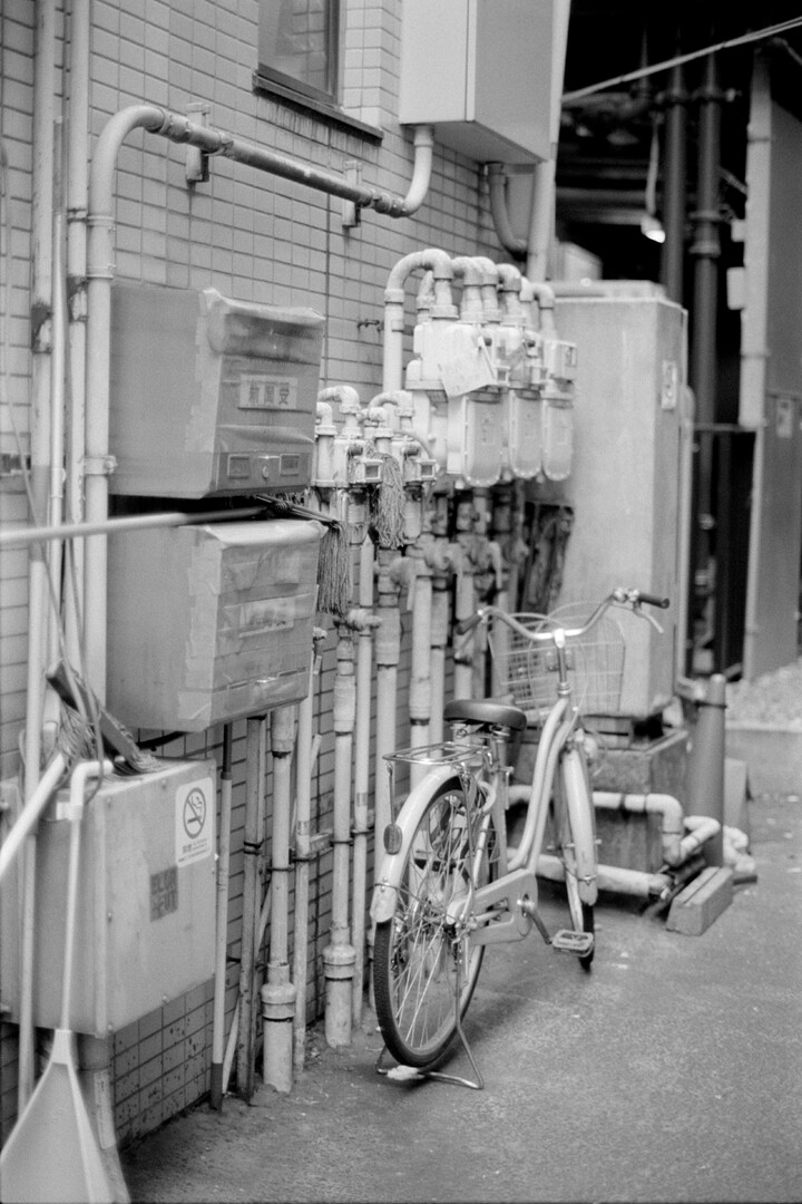 #00107 - 2024/02 - Kodak Tri-X 400 - Shinbashi