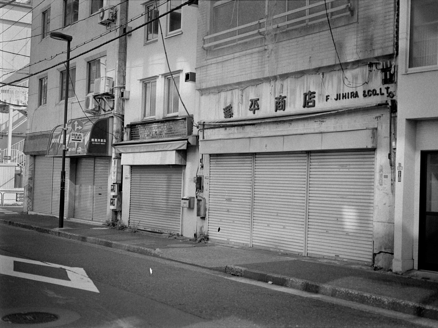 #00424 - 2024/07 - Fujifilm Neopan 400 - Kanda